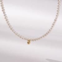 Природное пресноводное жемчужное ожерелье, Пресноводные жемчуги, с Латунь, ювелирные изделия моды & Женский, белый, длина Приблизительно 40 см, продается PC