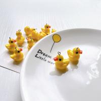 Resin Pendant Duck break proof & cute & DIY yellow nickel lead & cadmium free 20mm Approx Sold By Bag