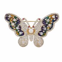 Freshwater Pearl Brooch, Brass, with Freshwater Pearl, Butterfly, Vacuum Ion Plating, fashion jewelry & micro pave cubic zirconia & for woman, golden, nickel, lead & cadmium free, 60x38mm, Sold By PC