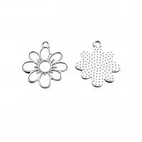 Zinc Alloy Flower Pendants antique silver color plated vintage & DIY nickel lead & cadmium free Approx Sold By Bag