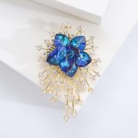 Fashion Brooch Jewelry Brass with Crystal Flower gold color plated fashion jewelry & micro pave cubic zirconia & for woman blue nickel lead & cadmium free Sold By PC