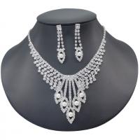 Rhinestone Jewelry Sets with brass claw chain & Plastic Pearl silver color plated 2 pieces & fashion jewelry & for woman clear 42mm Length Approx 45 cm Sold By Set