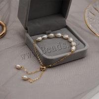 Sötvatten odlade Pearl Bracelet, Titan Stål, med Freshwater Pearl, mode smycken & olika stilar för val & för kvinna, gyllene, Såld Per 25 cm Strand