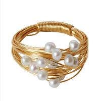 Sladkovodní Pearl prst prsten, Mosaz, s Sladkovodní Pearl, barva pozlacený, módní šperky & různé velikosti pro výběr & pro ženy, dvě různé barevné, #16uff1a5cm,#17:5.33cm,#18:5.65cm,#19:6cm, Prodáno By PC