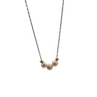 Přírodní Sladkovodní Pearl náhrdelník, Titanium ocel, s Sladkovodní Pearl, s 5cm extender řetězce, barva pozlacený, módní šperky & různé styly pro výběr & pro ženy, dvě různé barevné, Délka 40 cm, Prodáno By PC