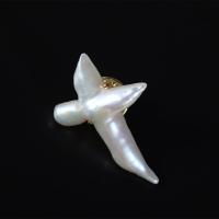 Freshwater Pearl Brooch with Brass Cross gold color plated fashion jewelry & for woman white 20-30x30-40mm Sold By PC