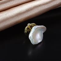 Broche perle d'eau douce, perle d'eau douce cultivée, avec laiton, Placage de couleur d'or, bijoux de mode & pour femme, blanc, 15-16mm, Vendu par PC