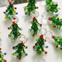 المعلقات Lampwork موضة, امبورك, تصميم عيد الميلاد & ديي & أنماط مختلفة للاختيار, أخضر, 18x28mm, تباع بواسطة PC