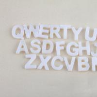 Natural White Shell Kralen, De Brief van het alfabet, DIY & geen gat, wit, 10.10x10x2.20mm, 24pC's/Stel, Verkocht door Stel
