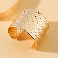 Zinc Alloy Bangle gold color plated fashion jewelry & for woman nickel lead & cadmium free Inner Approx 62mm Sold By PC