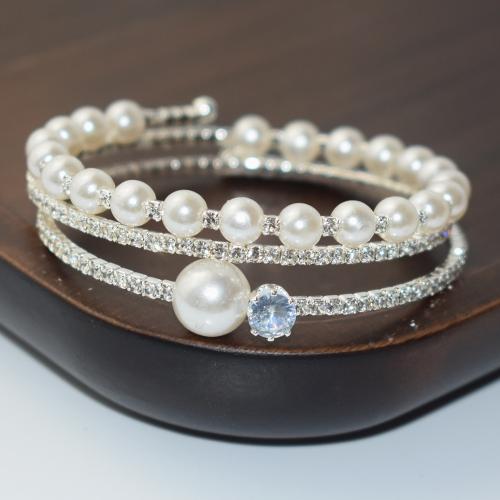 Zinc Alloy Bangle with Plastic Pearl fashion jewelry & micro pave cubic zirconia & for woman & with rhinestone nickel lead & cadmium free 5.5cm Sold By PC