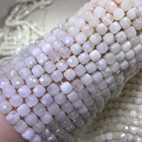 Mjesečev kamen perle, Trg, možete DIY & faceted, bijel, Length about 6-7mm, Prodano Per Približno 38 cm Strand