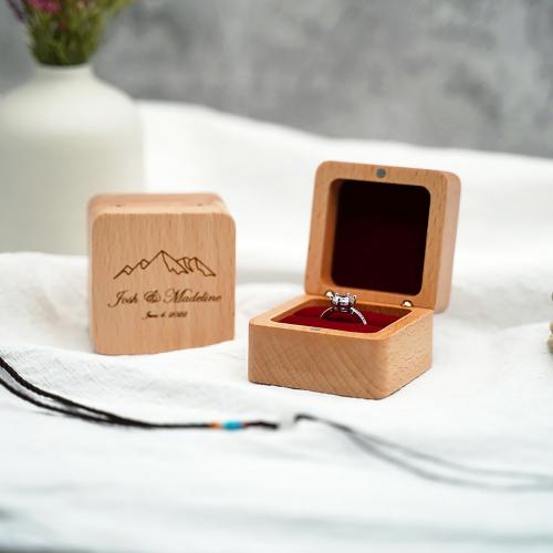Dřevěný prstencový box, Dřevo, různé styly pro výběr, více barev na výběr, 55x55x38mm, Prodáno By PC