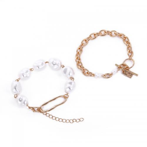 alliage de zinc bracelet, avec perle de plastique, Placage de couleur d'or, styles différents pour le choix & pour femme, Longueur Environ 7-8 pouce, Vendu par PC