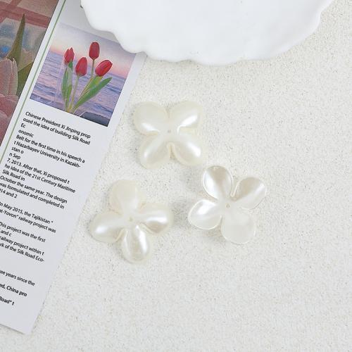 Πλαστική ύλη Χάντρα Cap, Λουλούδι, ζωγραφισμένα, DIY, λευκό, 41x33mm, Περίπου 200PCs/τσάντα, Sold Με τσάντα