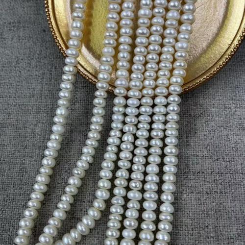 Perle perline Keishi coltivate d'acqua dolce, perla d'acquadolce coltivata naturalmente, gioielli di moda & DIY, bianco, Length about 5-6mm, Appross. 71PC/filo, Venduto da filo