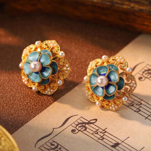 Zinc Alloy Stud Earring with ABS Plastic Pearl Flower plated fashion jewelry golden nickel lead & cadmium free Sold By Pair