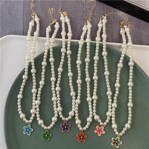 Collar de perlas de plástico, Perlas plásticas, con aleación de zinc, Joyería & para mujer, más colores para la opción, longitud 41-50 cm, Vendido por UD