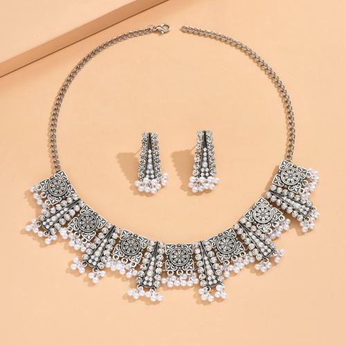 Conjuntos de joyería de aleación de zinc, pendiente & collar, con Perlas plásticas, chapado, 2 piezas & para mujer & con diamantes de imitación, Blanco, Vendido por Set