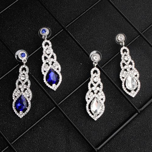 Zinc Alloy Drop Earrings with Crystal fashion jewelry & for woman & with rhinestone Sold By Pair