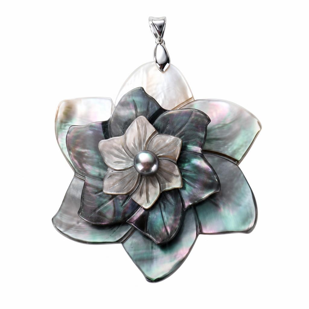 Pendentifs de coquillages noirs naturels