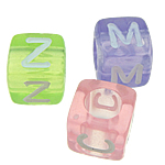 Grânulos de alfabeto plástico ABS, Cubo, cores misturadas, 6x6mm, Buraco:Aprox 3.5mm, 2600PCs/Bag, vendido por Bag