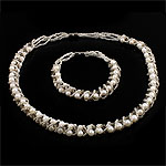 Naturliga Odlade Sötvatten Pearl Jewelry Sets, armband & halsband, Freshwater Pearl, med Kristall & Glass Seed Beads, mässing lås, Rund, vit, 4-5mm, Längd 17 inch,  7.5 inch, Säljs av Ställ