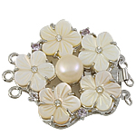 Shell Box Clasp with Cultured Freshwater Nucleated Pearl & Brass Flower  & with rhinestone Approx 2.5mm Sold By PC
