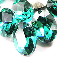 Crystal Cabochons, Oval, silver color plated, faceted, Emerald, 13x18mm, 168PCs/Bag, Sold By Bag