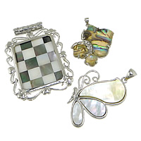 Shell Pendants Zinc Alloy with Shell platinum color plated with rhinestone & mixed nickel lead & cadmium free 32-41x36-51x5 Approx 5mm Sold By Lot