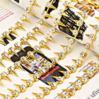 Cadena Garra de Latón con Diamantes de Imitación, metal, Diente, chapado en color dorado, libre de níquel, plomo & cadmio, 6mm, 20m/Grupo, Vendido por Grupo