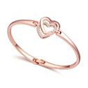 Bijoux de bracelet en alliage de zinc, avec Cristal autrichien, coeur, Plaqué d'or rose, 54x47mm, Diamètre intérieur:Environ 54x47mm, Longueur:Environ 6.5 pouce, Vendu par PC