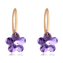 Oreille en cristal CRYSTALLIZED™ Element, avec laiton, fleur, Plaqué d'or, facettes, opale violet, 1.1x2.5cm, Vendu par paire