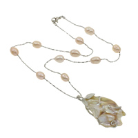 Sladkovodní Pearl mosaz řetěz náhrdelník, s Perleť & Mosaz, přírodní, řetízek, fialová růová, 7-8mm, 26x43x10mm, Prodáno za Cca 17 inch Strand