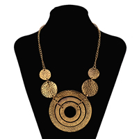Fashion Statement Necklace Zinc Alloy with 2lnch extender chain antique gold color plated twist oval chain & hammered nickel lead & cadmium free 50mm Length Approx 19 Inch Sold By Lot