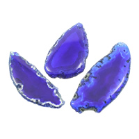 Ágata azul colgante, natural, 24x65x5mm-53x68x6mm, agujero:aproximado 2mm, 5PCs/Bolsa, Vendido por Bolsa