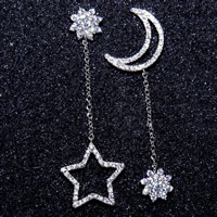 Асимметричные серьги, цинковый сплав, Луна и звезды, плакирован серебром, со стразами, не содержит никель, свинец, 20x15mm, 65mm, продается Пара