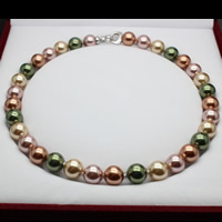 South Sea Shell náhrdelník, mosaz foldover zavírací, Kolo, přírodní, různé velikosti pro výběr, multi-barevný, Prodáno za Cca 17.5 inch Strand