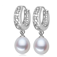 Huggie Hoop Drop Earring Freshwater Pearl with Brass Teardrop natural with cubic zirconia & hollow white 8-9mm Sold By Pair