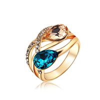 Österrikiska Crystal finger ring, Zink Alloy, med Österrikiska Crystal, Dropp, äkta ros guldpläterad, fasetterad, nickel, bly och kadmium gratis, 15x22mm, Storlek:6-9, Säljs av PC
