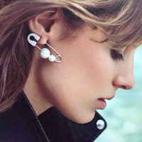 Zinklegierung Ohrringe, mit ABS-Kunststoff-Perlen, Edelstahl Stecker, Kilt Pin, silberfarben plattiert, mit Strass, frei von Nickel, Blei & Kadmium, 45mm, 3PCs/Tasche, verkauft von Tasche