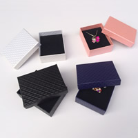 Χαρτόνι Πολυλειτουργικό Κοσμήματα Box, με Σφουγγάρι, Ορθογώνιο παραλληλόγραμμο, περισσότερα χρώματα για την επιλογή, 70x90x30mm, 10Τσάντες/Παρτίδα, 12PCs/τσάντα, Sold Με Παρτίδα