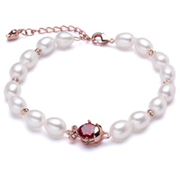 Freshwater Cultured Pearl Bracelet, Freshwater Pearl, with Crystal & Brass, with 5cm extender chain, Fish, rose gold color plated, natural & faceted & with rhinestone, white, 7-8mm, Sold Per Approx 7 Inch Strand
