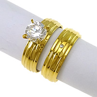 Ensemble cubique d’anneau de doigt en acier inoxydable de Zirconia, Placage de couleur d'or, avec zircone cubique & avec strass, 7mm, 6mm, Taille:8, 20ensemblessérie/lot, 2PC/fixé, Vendu par lot