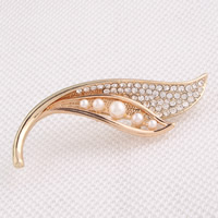Zinc Alloy Brooches with ABS Plastic Pearl Leaf gold color plated with rhinestone lead & cadmium free Sold By Bag