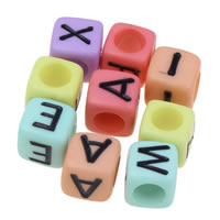 Alphabet Acryl Perlen, mit Brief Muster & gemischt & Volltonfarbe, 6x6mm, Bohrung:ca. 3mm, ca. 3000PCs/Tasche, verkauft von Tasche