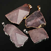 Pendentifs quartz naturel, laiton, avec quartz rose, pepite, Placage, plus de couleurs à choisir, protéger l'environnement, sans nickel, plomb et cadmium, 25-35x38-50x12-17mm, Trou:Environ 4x5.5mm, 10PC/lot, Vendu par lot