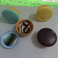 plastique Contactez-Lens Case, avec verre, Gâteau, avec le motif de lettre, couleurs mélangées, 50mm, 5PC/sac, Vendu par sac