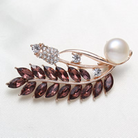 Cubic Zirconia Brooch, Brass, with Freshwater Pearl, Leaf, rose gold color plated, natural & with cubic zirconia & with rhinestone, nickel, lead & cadmium free, 55x26x10mm, Sold By PC