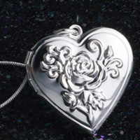 Brass Locket Pendants Heart real silver plated lead & cadmium free Approx 3-5mm Sold By Bag